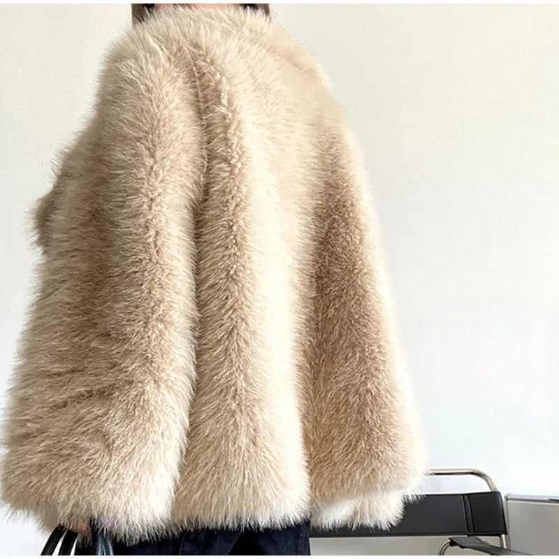 FUR COAT